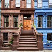 Row of New York City brownstones